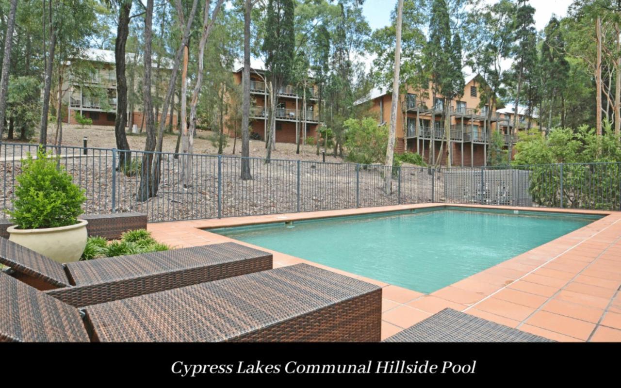 3br Margarita Located Within Cypress Lakes Villa Pokolbin